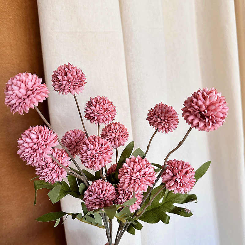 Lavish blooms 5 heads