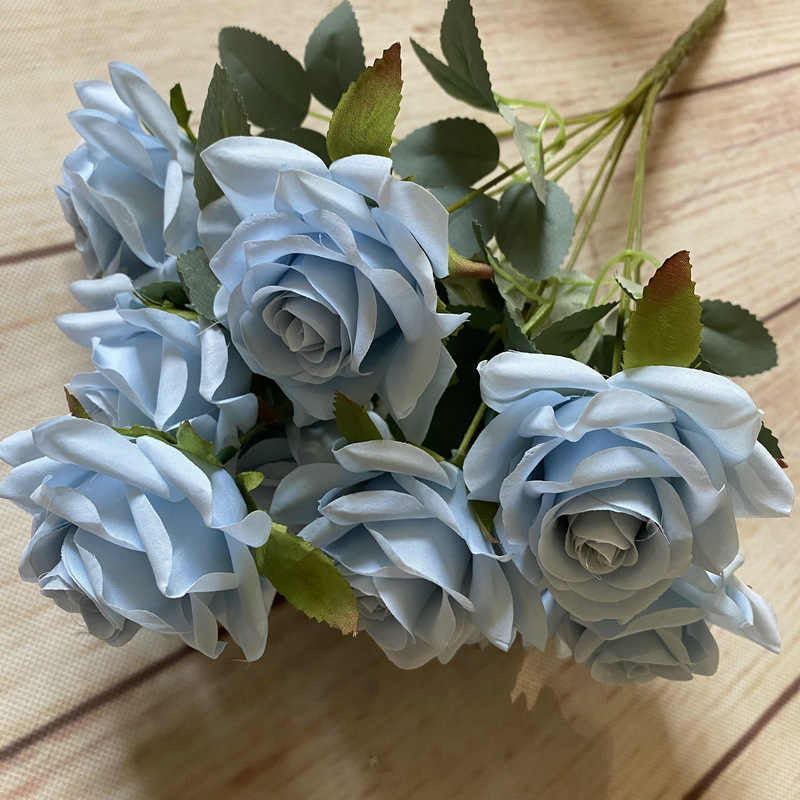 Evergreen elegance flawless flowers for every space with different colours. 9 heads