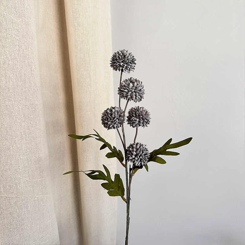 Lavish blooms 5 heads