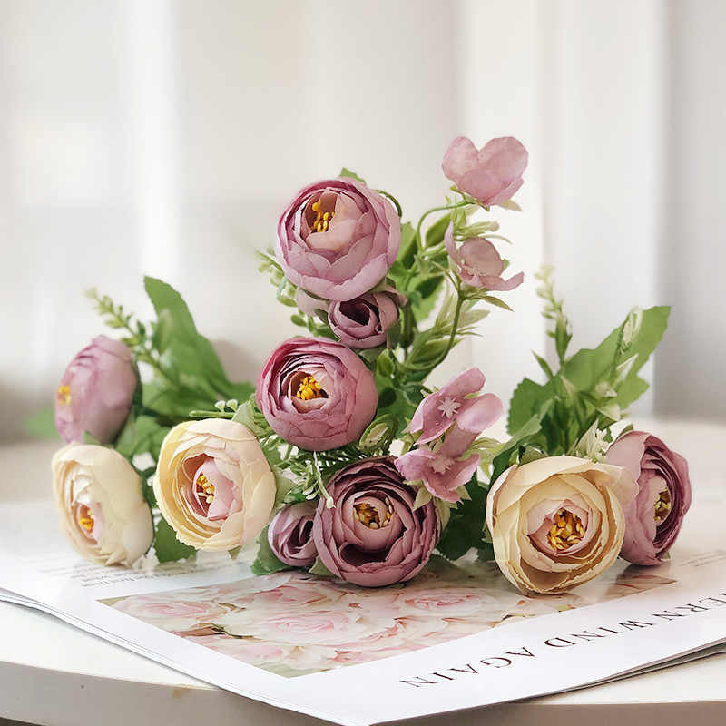 Colourful creations: handcrafted florals for every mood with different colours 6 heads
