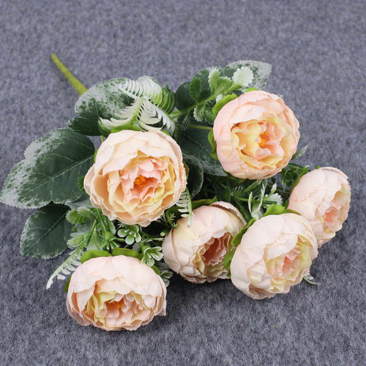 A garden or elegance: artificial florals for any decor with defferent colours 6 heads