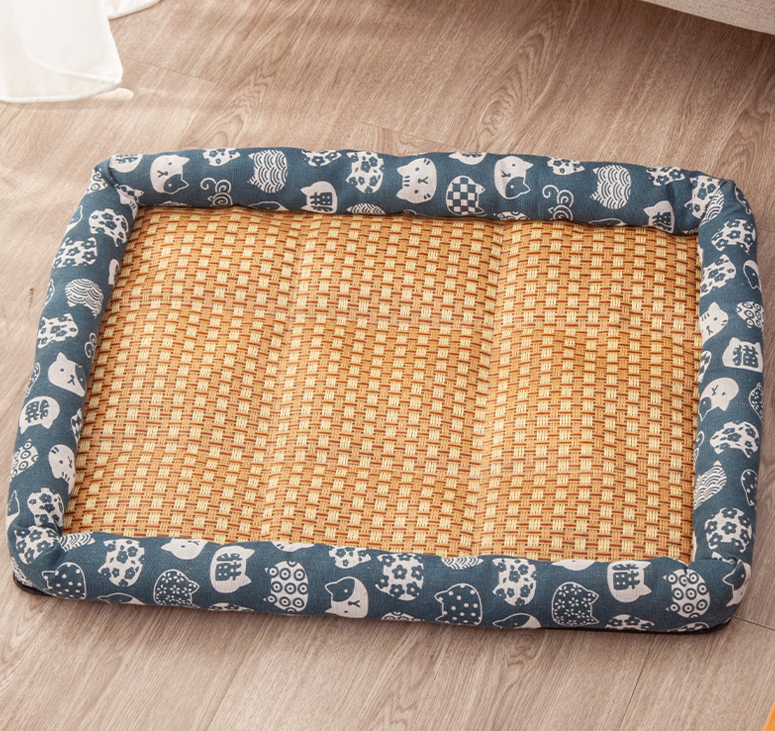 Soft pet sleeping mat