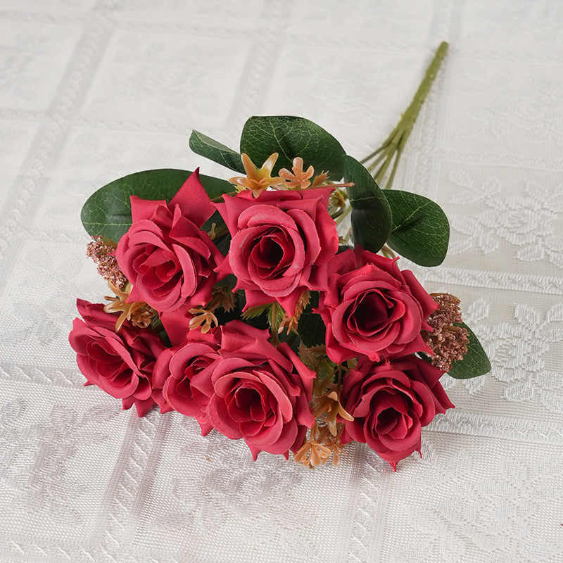 Lush and lifelike artificial flowers with different colours 7 heads