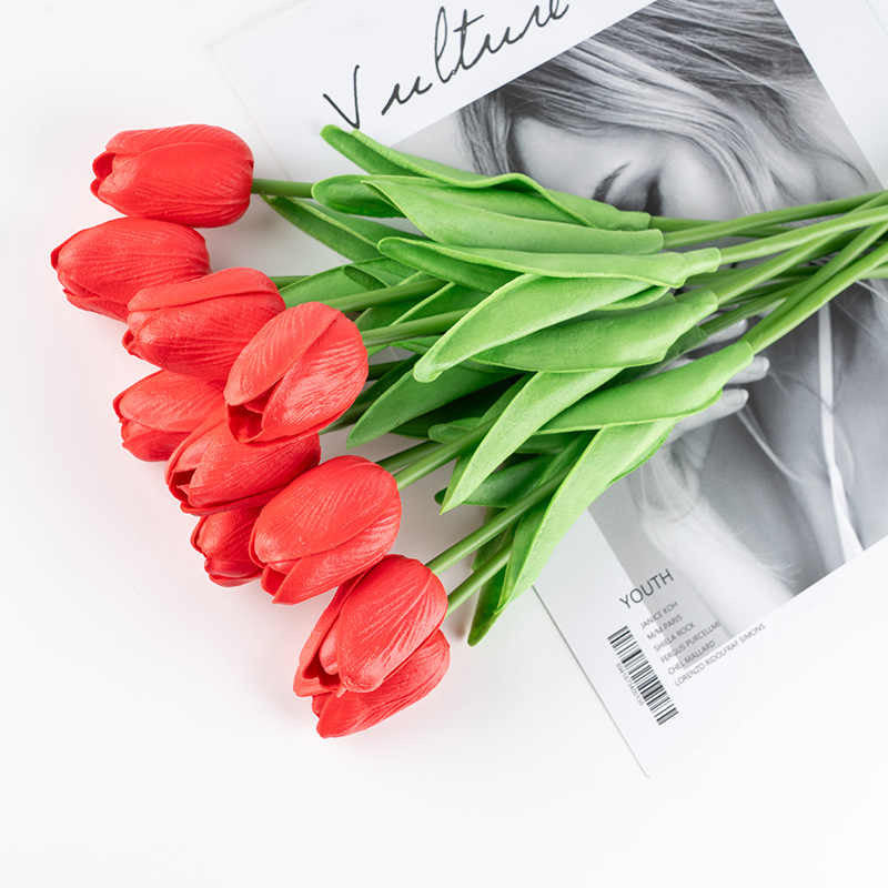 Floral perfection without the fuss with different colours bunch of 10 sticks