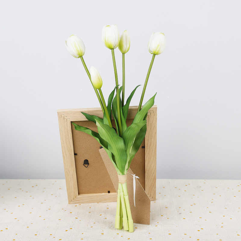 Elegance silken petals with different colours 5 heads