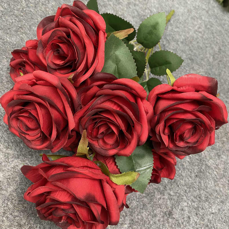 Faux flowers with different colours. 7 heads
